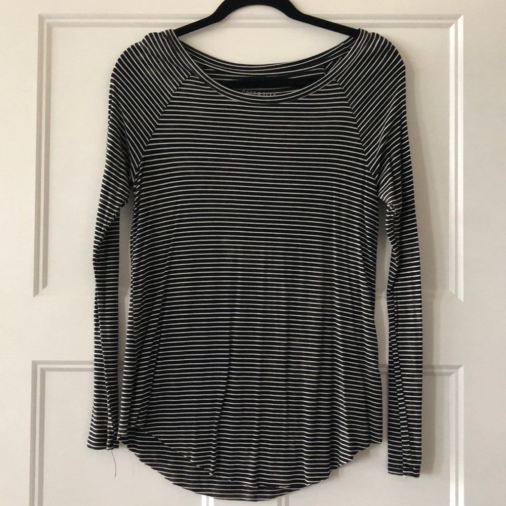 💜Long sleeved tee.